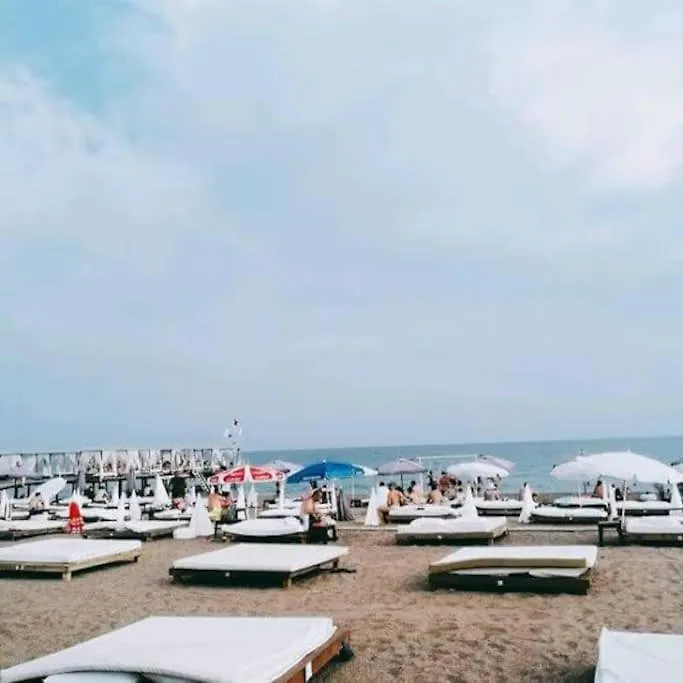 Appartement Essiz Konsept Daireden Havuza Ozel Girisli à Antalya